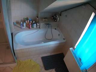 le modèle voyeurcam-julmodels-bath-2nd-1 est en webcam porno dans un show sur le site camsoda, il possède les tags suivants: hidden,hidden cam,julmodels-house,no drinking,pov,sexwebcam,smoking,voyeur,hd,shower