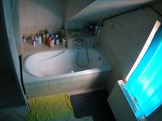 Julmodels Bathroom 2nd Floor-1