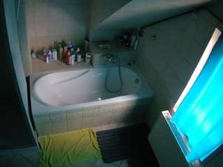 voyeurcam-julmodels-bath-2nd-1 Drinking live webcam