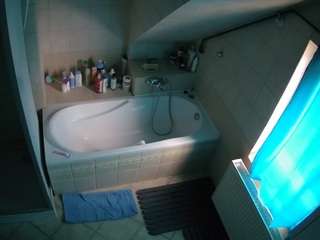 voyeurcam-julmodels-bath-2nd-1 live cam profile