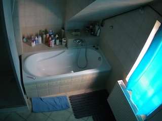 voyeurcam-julmodels-bath-2nd-1 live cam profile