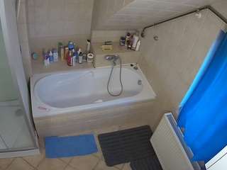 voyeurcam-julmodels-bath-2nd-1 live cam profile