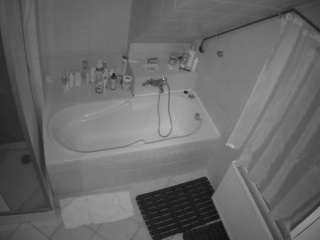 voyeurcam-julmodels-bath-2nd-1 live cam profile