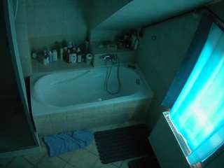 voyeurcam-julmodels-bath-2nd-1 live cam profile