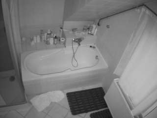 voyeurcam-julmodels-bath-2nd-1 live cam profile