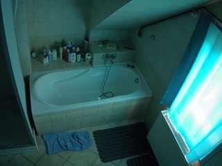 voyeurcam-julmodels-bath-2nd-1 webcam