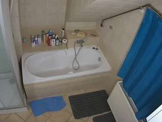 voyeurcam-julmodels-bath-2nd-1 live cam profile