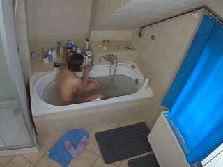 voyeurcam-julmodels-bath-2nd-1 webcam