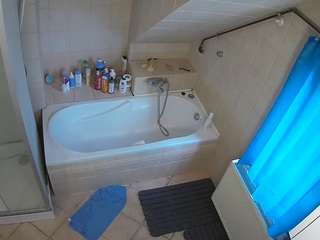 Julmodels Bathroom 2nd Floor-1