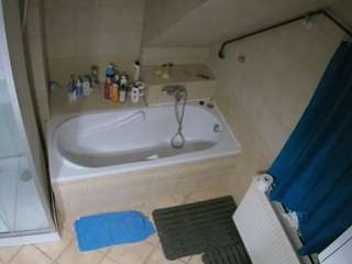 voyeurcam-julmodels-bath-2nd-1