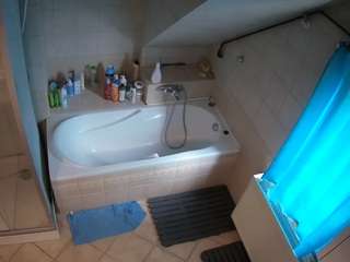 voyeurcam-julmodels-bath-2nd-1