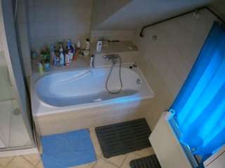 voyeurcam-julmodels-bath-2nd-1