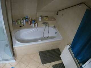 voyeurcam-julmodels-bath-2nd-1