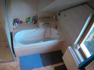 voyeurcam-julmodels-bath-2nd-1