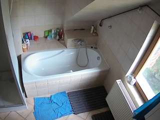 voyeurcam-julmodels-bath-2nd-1 webcam