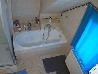 voyeurcam-julmodels-bath-2nd-1 webcam