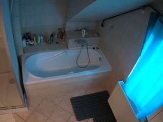 voyeurcam-julmodels-bath-2nd-1 webcam