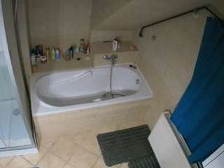 voyeurcam-julmodels-bath-2nd-1