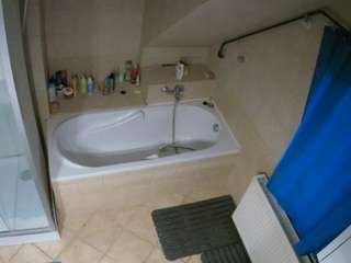 voyeurcam-julmodels-bath-2nd-1