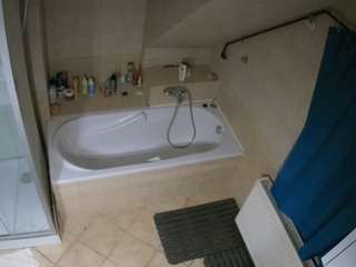 voyeurcam-julmodels-bath-2nd-1