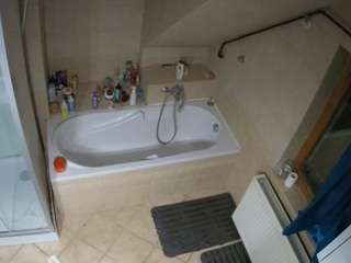 voyeurcam-julmodels-bath-2nd-1