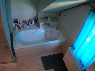 voyeurcam-julmodels-bath-2nd-1