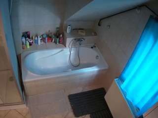 voyeurcam-julmodels-bath-2nd-1