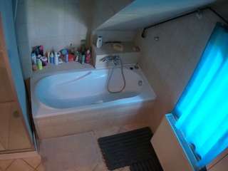 voyeurcam-julmodels-bath-2nd-1
