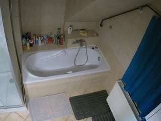 voyeurcam-julmodels-bath-2nd-1
