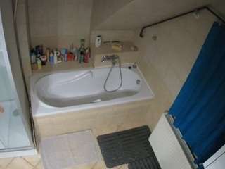 voyeurcam-julmodels-bath-2nd-1