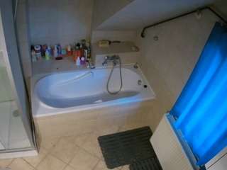 le modèle voyeurcam-julmodels-bath-2nd-1 est en webcam porno dans un show sur le site camsoda, il possède les tags suivants: hidden,hidden cam,julmodels-house,no drinking,pov,sexwebcam,smoking,voyeur,hd,shower