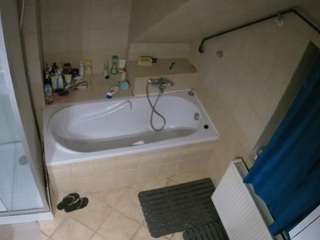 le modèle voyeurcam-julmodels-bath-2nd-1 est en webcam porno dans un show sur le site camsoda, il possède les tags suivants: hidden,hidden cam,julmodels-house,no drinking,pov,sexwebcam,smoking,voyeur,hd,shower