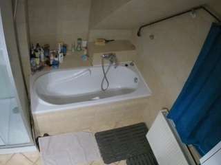 voyeurcam-julmodels-bath-2nd-1