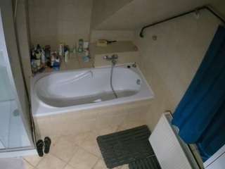 voyeurcam-julmodels-bath-2nd-1
