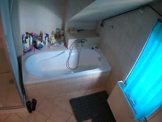 voyeurcam-julmodels-bath-2nd-1