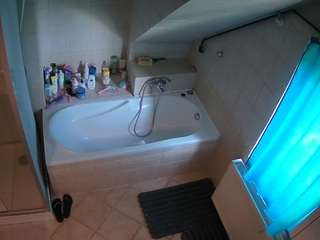 voyeurcam-julmodels-bath-2nd-1