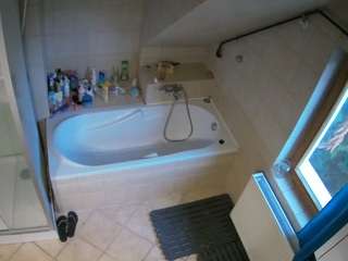 voyeurcam-julmodels-bath-2nd-1