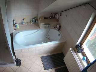 voyeurcam-julmodels-bath-2nd-1 webcam model