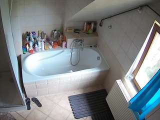 voyeurcam-julmodels-bath-2nd-1 Sex Cam Show