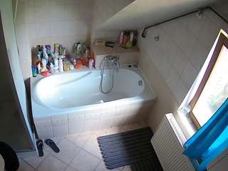 voyeurcam-julmodels-bath-2nd-1 Sex Cam Show