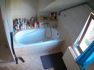 voyeurcam-julmodels-bath-2nd-1 Sex Cam Show