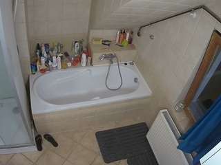voyeurcam-julmodels-bath-2nd-1 Sex Cam Show