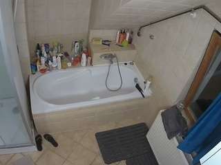 voyeurcam-julmodels-bath-2nd-1 Sex Cam Show