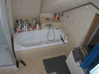 voyeurcam-julmodels-bath-2nd-1 Sex Cam Show