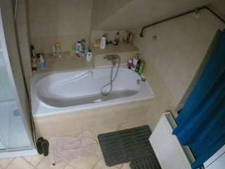 Julmodels Bathroom 2nd Floor-1