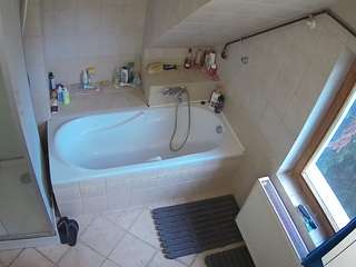 Julmodels Bathroom 2nd Floor-1 live cam preview