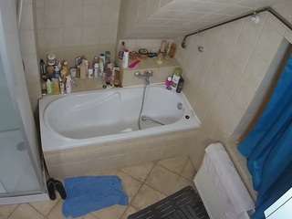 Julmodels Bathroom 2nd Floor-1
