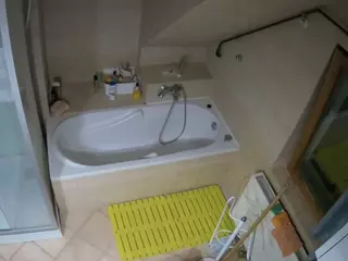 Julmodels Bathroom 2nd Floor-1's Live Sex Cam Show