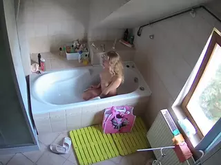 Julmodels Bathroom 2nd Floor-1's Live Sex Cam Show