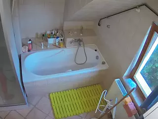 Julmodels Bathroom 2nd Floor-1's Live Sex Cam Show